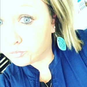 Meet your Posher, Abbie